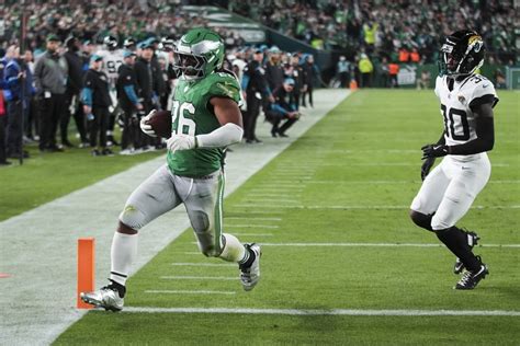 Eagles 28.